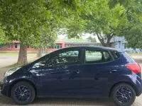 Gebraucht Kia Venga 125 PS (91 kW) 2010 Blau Kleinwagen