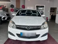 Gebraucht Opel Astra GTC 116 PS (85 kW) 2009 Weiß Coupé