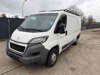 Gebraucht Peugeot Boxer 110 PS (80 kW) 2015 Weiß Van
