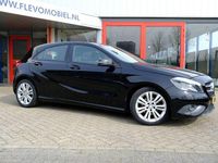 Gebraucht Mercedes A180 122 PS (89 kW) 2015 Schwarz Limousine