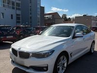 Gebraucht BMW 320 190 PS (139 kW) 2019 Weiß Limousine