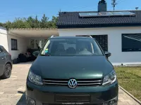 Gebraucht VW Touran Highline 140 PS (102 kW) 2011 Grün Van / Kleinbus