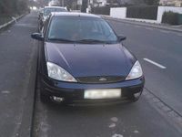 Gebraucht Ford Focus Ghia 116 PS (85 kW) 2002 Blau Kleinwagen