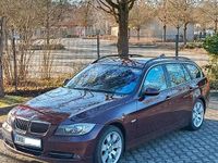 Gebraucht BMW 330 231 PS (169 kW) 2007 Rot Kombi