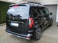 Usado Renault Kangoo Techno 131 HP (96 kW) 2025 Preto Monovolume