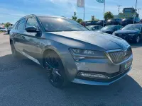 Gebraucht Skoda Superb LAURIN & KLEMENT 218 PS (160 kW) 2022 Graphitegrau metallic Kombi