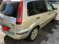 Gebraucht Ford Fusion 100 PS (73 kW) 2003 Silber Kleinwagen
