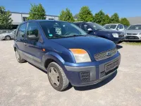 Second-hand Ford Fusion 80 CP (58 kW) 2006 Albastru Hatchback