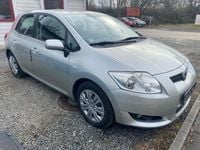 Gebraucht Toyota Auris 97 PS (71 kW) 2007 Silber Kleinwagen