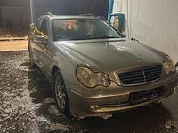 Gebraucht Mercedes C220 143 PS (105 kW) 2003 Grau Kombi