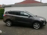 Gebraucht Ford Kuga Titanium 150 PS (110 kW) 2017 Grau SUV