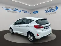 Gebraucht Ford Fiesta Cool & Connect 75 PS (55 kW) 2023 Weiß Kleinwagen