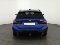 Neu BMW 320 M Sport 184 PS (135 kW) 2025 Blau Kombi