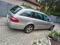 Gebraucht Mercedes E240 Classic 177 PS (130 kW) 2003 Silber Limousine