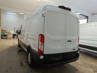 Gebraucht Ford Transit Trend 131 PS (96 kW) 2023 Weiß Pickup