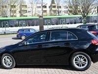 Gebraucht Mercedes A180 136 PS (100 kW) 2019 Schwarz Limousine