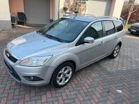 Gebraucht Ford Focus 101 PS (74 kW) 2010 Silber Kombi