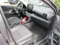 Gebraucht Toyota Yaris Comfort 72 PS (52 kW) 2022 Grau Kleinwagen
