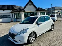 Gebraucht Peugeot 208 Allure 136 PS (100 kW) 2013 Weiß Kleinwagen