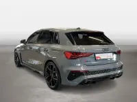 Gebraucht Audi RS3 Sportback Premium 400 PS (294 kW) 2024 Kemoragrau metallic Kleinwagen