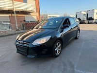 Gebraucht Ford Focus Trend 101 PS (74 kW) 2013 Schwarz Limousine
