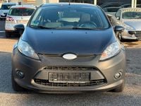 Gebraucht Ford Fiesta 90 PS (66 kW) 2010 Grau Kleinwagen