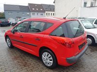 Gebraucht Peugeot 207 90 PS (66 kW) 2008 Rot Limousine