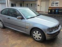Second-hand BMW 318 143 CP (105 kW) 2003 Gri Berlinǎ