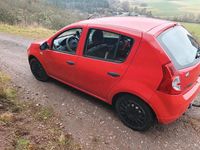 Gebraucht Dacia Sandero Basis 75 PS (55 kW) 2009 Rot Limousine