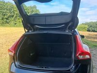 Gebraucht Volvo V40 122 PS (89 kW) 2018 Schwarz Limousine