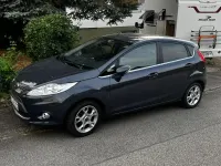 Gebraucht Ford Fiesta Titanium 82 PS (60 kW) 2013 Grau Limousine