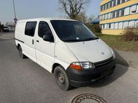 Gebraucht Toyota HiAce 102 PS (75 kW) 2001 Weiß Van / Kleinbus