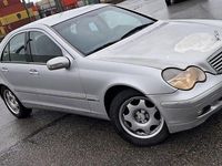 Gebraucht Mercedes C220 Elegance 143 PS (105 kW) 2001 Grau Kombi