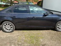 Gebraucht Audi A4 Comfort 190 PS (139 kW) 2018 Blau Limousine