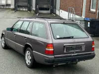 Gebraucht Mercedes 200 136 PS (100 kW) 1993 Violet Kombi