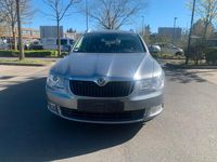 Gebraucht Skoda Superb 140 PS (102 kW) 2010 Grau Kombi
