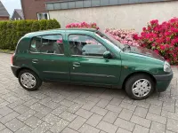 Używany Renault Clio II 75 KM (55 kW) 1999 Zielony Hatchback