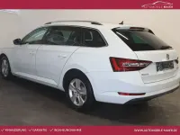 Gebraucht Skoda Superb 150 PS (110 kW) 2017 Laserweiss Kombi