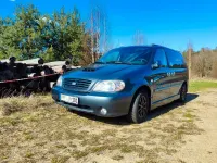 Gebraucht Kia Carnival EX 144 PS (105 kW) 2002 Silber Van / Kleinbus
