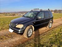 Gebraucht Mercedes ML430 272 PS (200 kW) 2000 Blau SUV