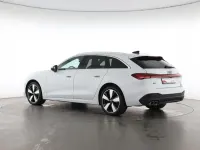 Gebraucht Audi A5 Comfort 204 PS (150 kW) 2025 Gletscherweiss Kombi