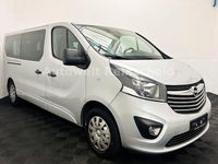 Second-hand Opel Vivaro 145 CP (106 kW) 2017 Argintiu Monovolum
