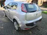 Gebraucht Fiat Punto 65 PS (47 kW) 2011 Silber Kleinwagen