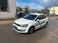 Gebraucht VW Polo Life 75 PS (55 kW) 2013 Weiß Kleinwagen