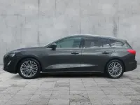 Gebraucht Ford Focus Titanium 150 PS (110 kW) 2020 Grau Limousine