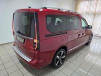Gebraucht VW Caddy Maxi Style 122 PS (89 kW) 2023 Rot Van / Kleinbus
