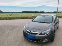 Gebraucht Opel Astra 150 PS (110 kW) 2011 Grau Kombi