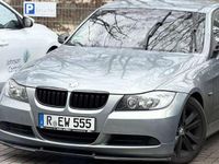 Gebraucht BMW 320 150 PS (110 kW) 2005 Grau Limousine