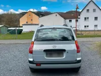 Second-hand Hyundai Matrix 122 CP (89 kW) 2004 Argintiu Monovolum