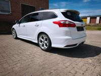 Gebraucht Ford Focus ST 250 PS (183 kW) 2014 Weiß Kombi